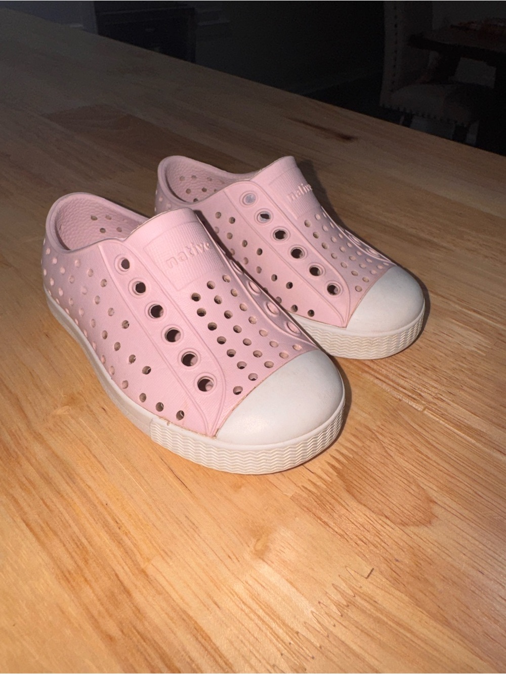 Native Kids Slip-On Sneakers in Pink with White Toe